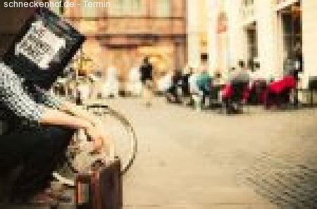 We invited Paris Werbeplakat