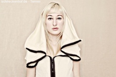 Zola Jesus & QMassaka Werbeplakat